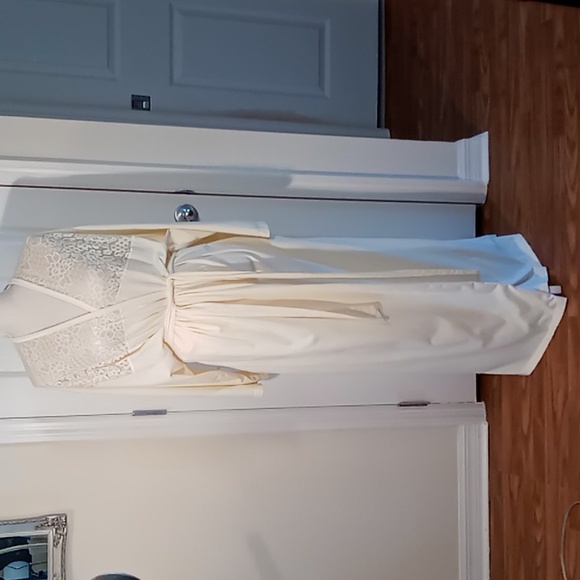 FM Lingerie Other - Vintage FM Lingerie Full Length Belted Robe Size 3X Pale Yellow 3/4 Sleeve